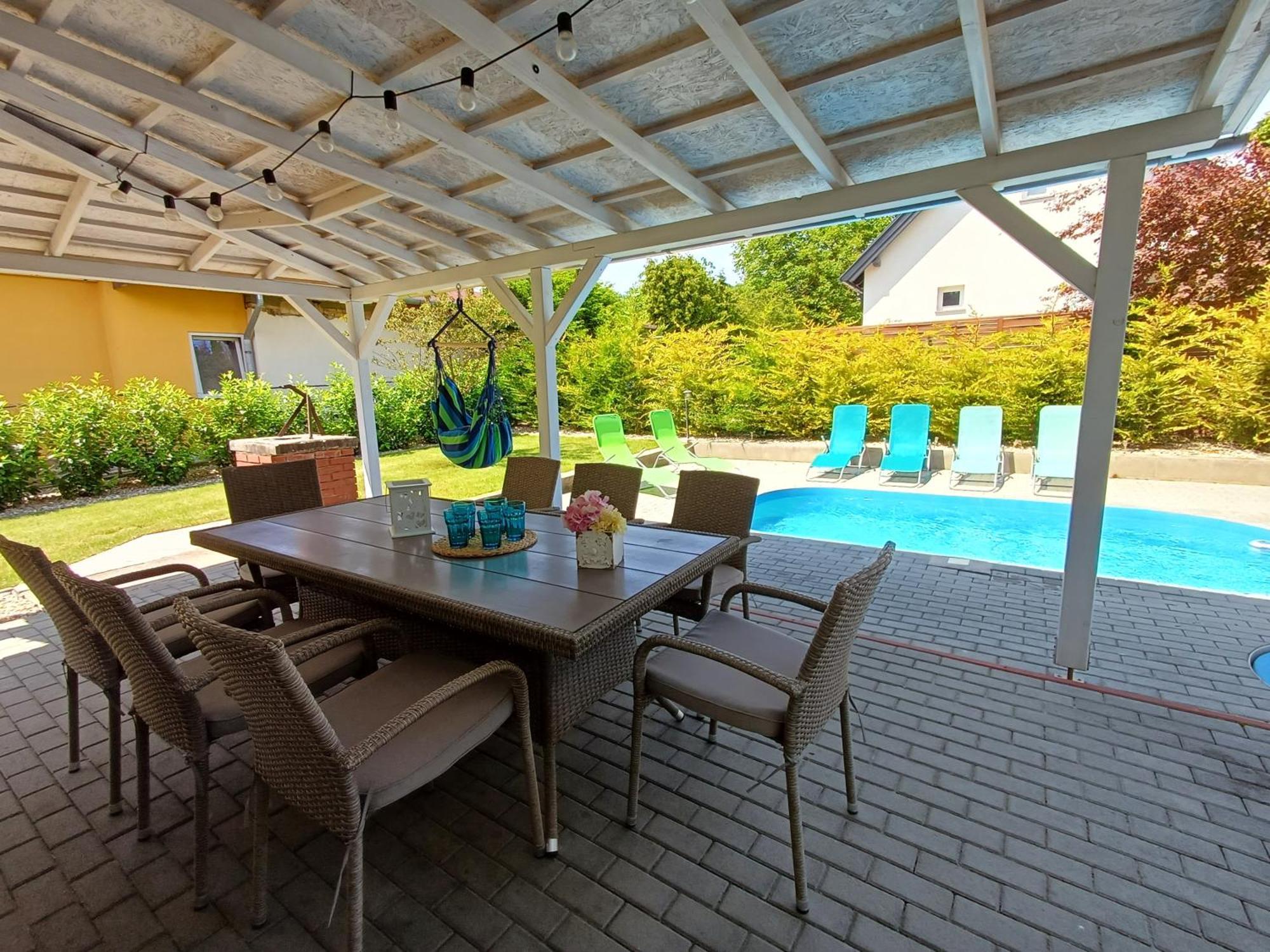 Oliva 8 fős Balatoni Nyaraló Balatonakarattya Exterior foto