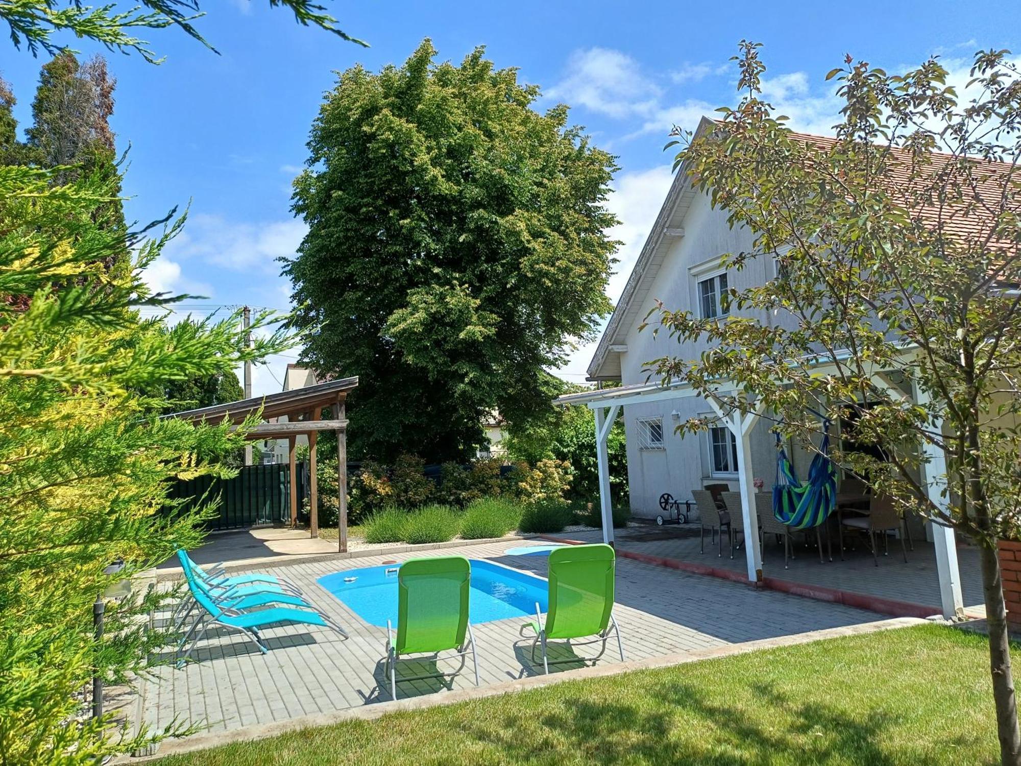 Oliva 8 fős Balatoni Nyaraló Balatonakarattya Exterior foto